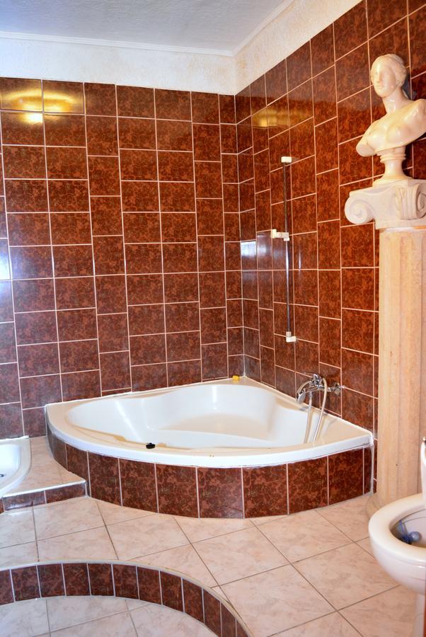 Hotel Posta Decin Bagian luar foto