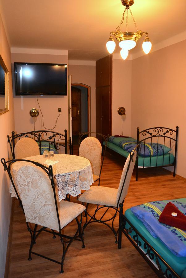 Hotel Posta Decin Bagian luar foto