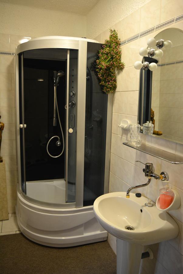 Hotel Posta Decin Bagian luar foto